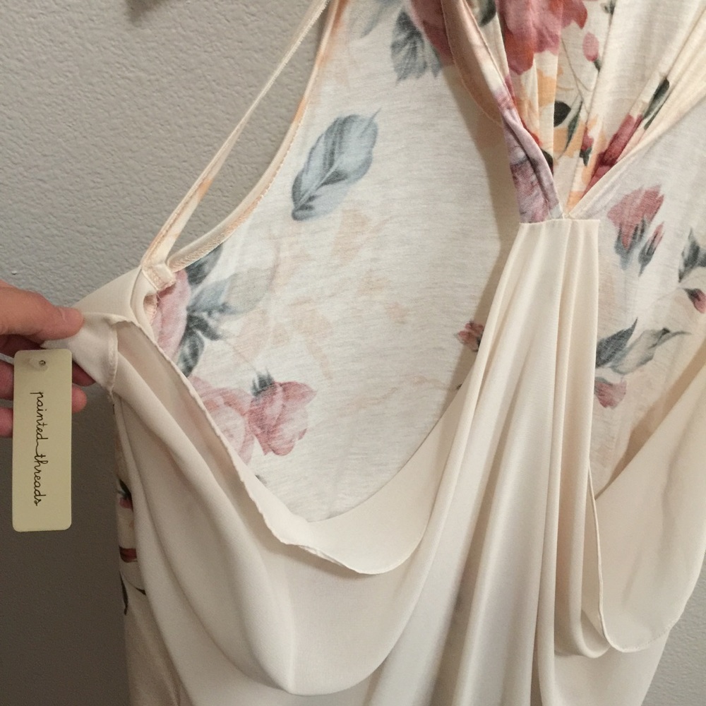 Spring Floral Tank - Picture 3 of 3